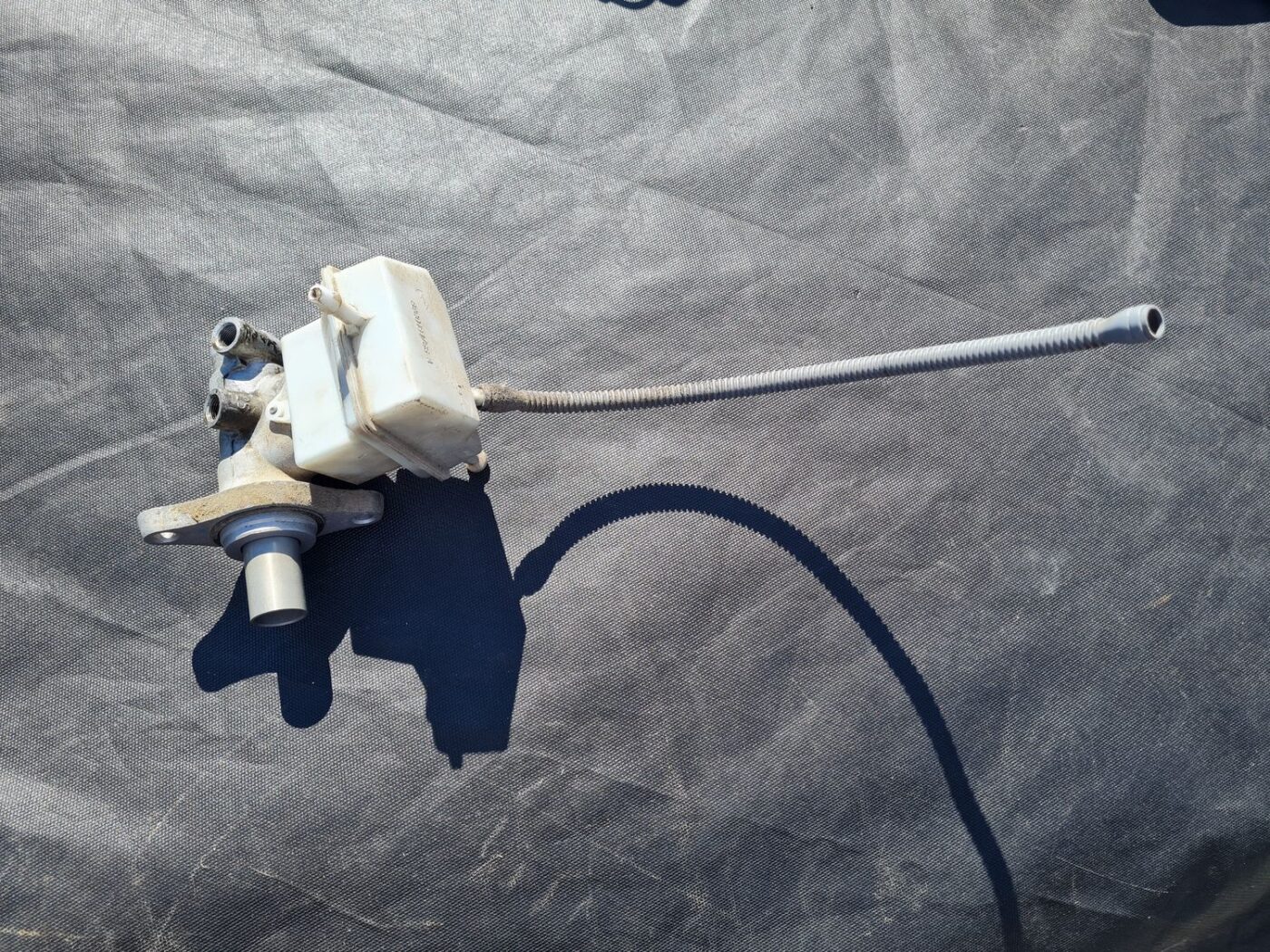 Bremžu pastiprinātāja galvenais cilindrs priekš RENAULT ESPACE IV 2006