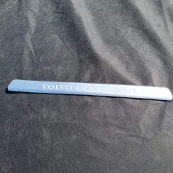 Sliekšņa priekšēja laba uzlika (salonā) priekš VOLVO V60 2012