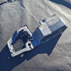 Ieplūdes gaisa deflektors, pa kreisi priekš BMW 525 E60 2006 BLACK