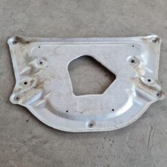 Dzinēja aizsargs priekš BMW 530D E61 2006 TOURING TITANSILVER