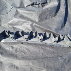 Aizmugurēja bufera kronšteins priekš VOLVO S40 2007