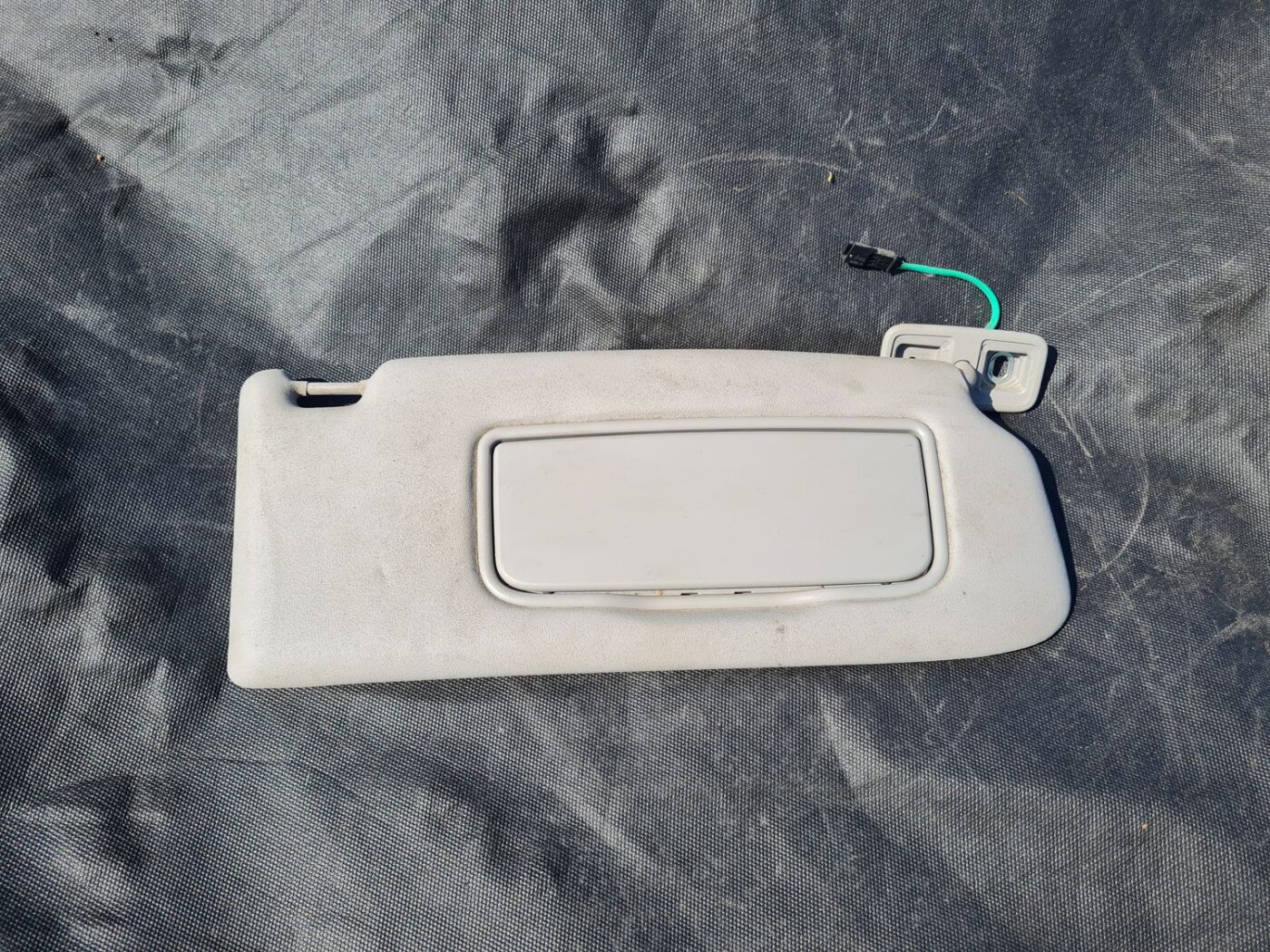 Saules aizsargs priekš VOLVO S40 2007 2 Saules aizsargs priekš VOLVO S40 2007