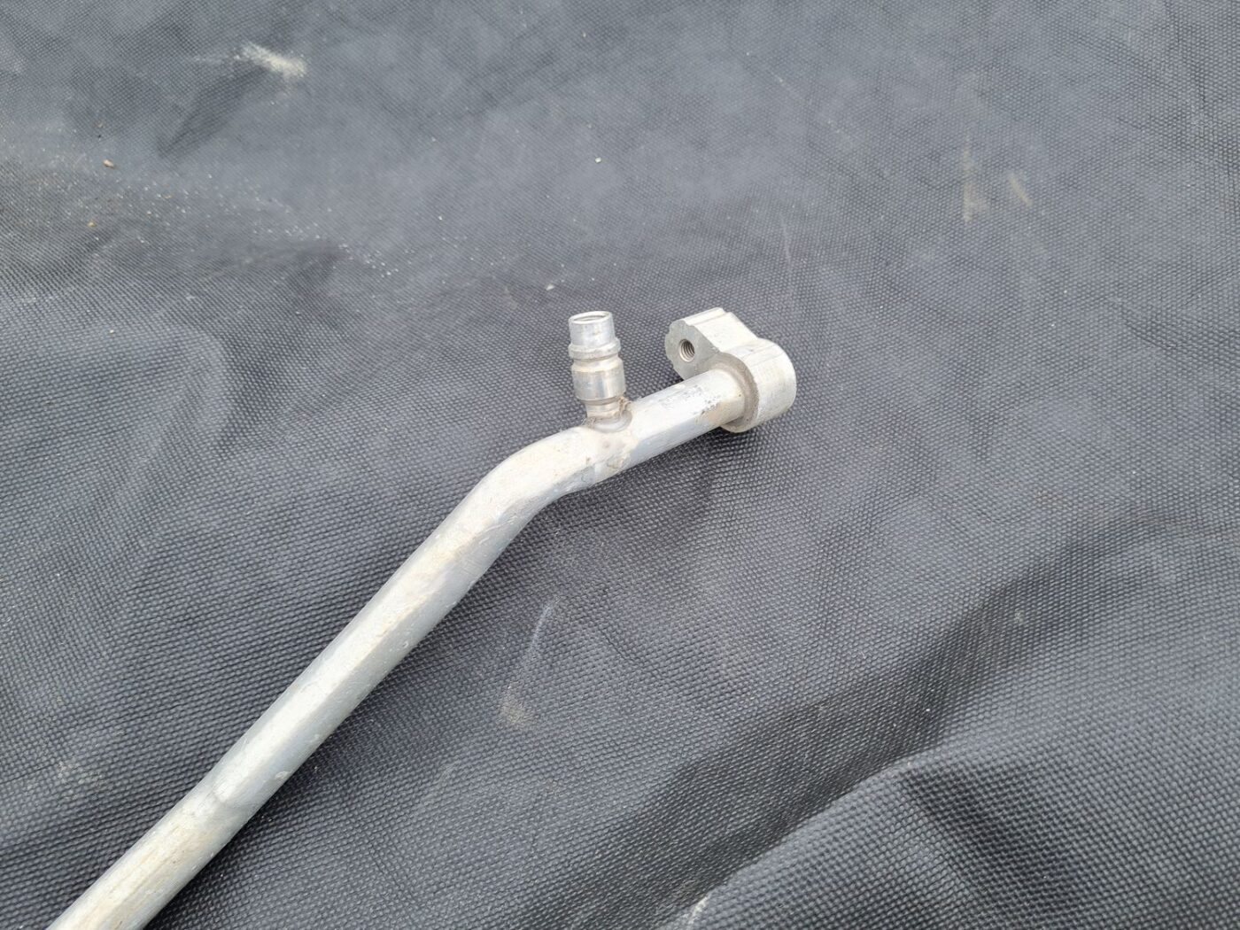 Gaisa kondicioniera galvenā caurule priekš TOYOTA AVENSIS 2008 7 Gaisa kondicioniera galvenā caurule priekš TOYOTA AVENSIS 2008