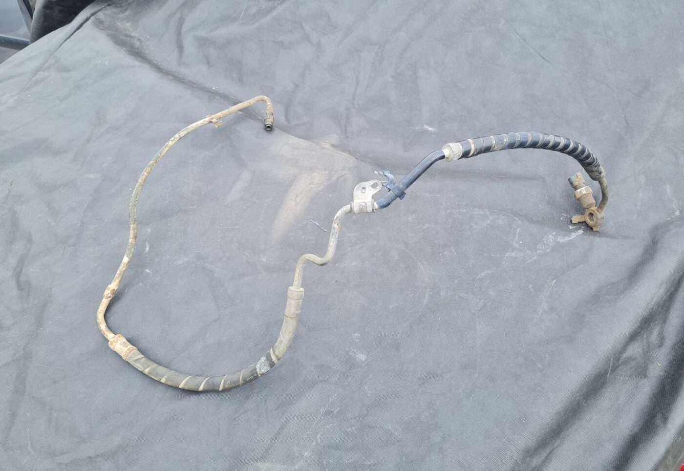 Stūres mehānisma caurule priekš TOYOTA AVENSIS 2008