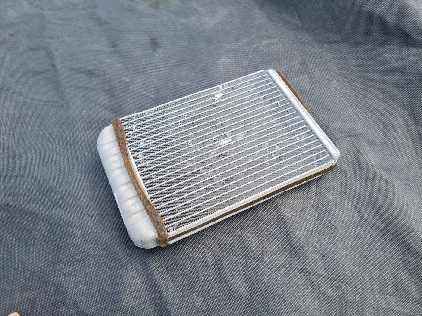 Apsildes sistēmas radiators priekš OPEL ASTRA J 2011 3 Apsildes sistēmas radiators priekš OPEL ASTRA J 2011