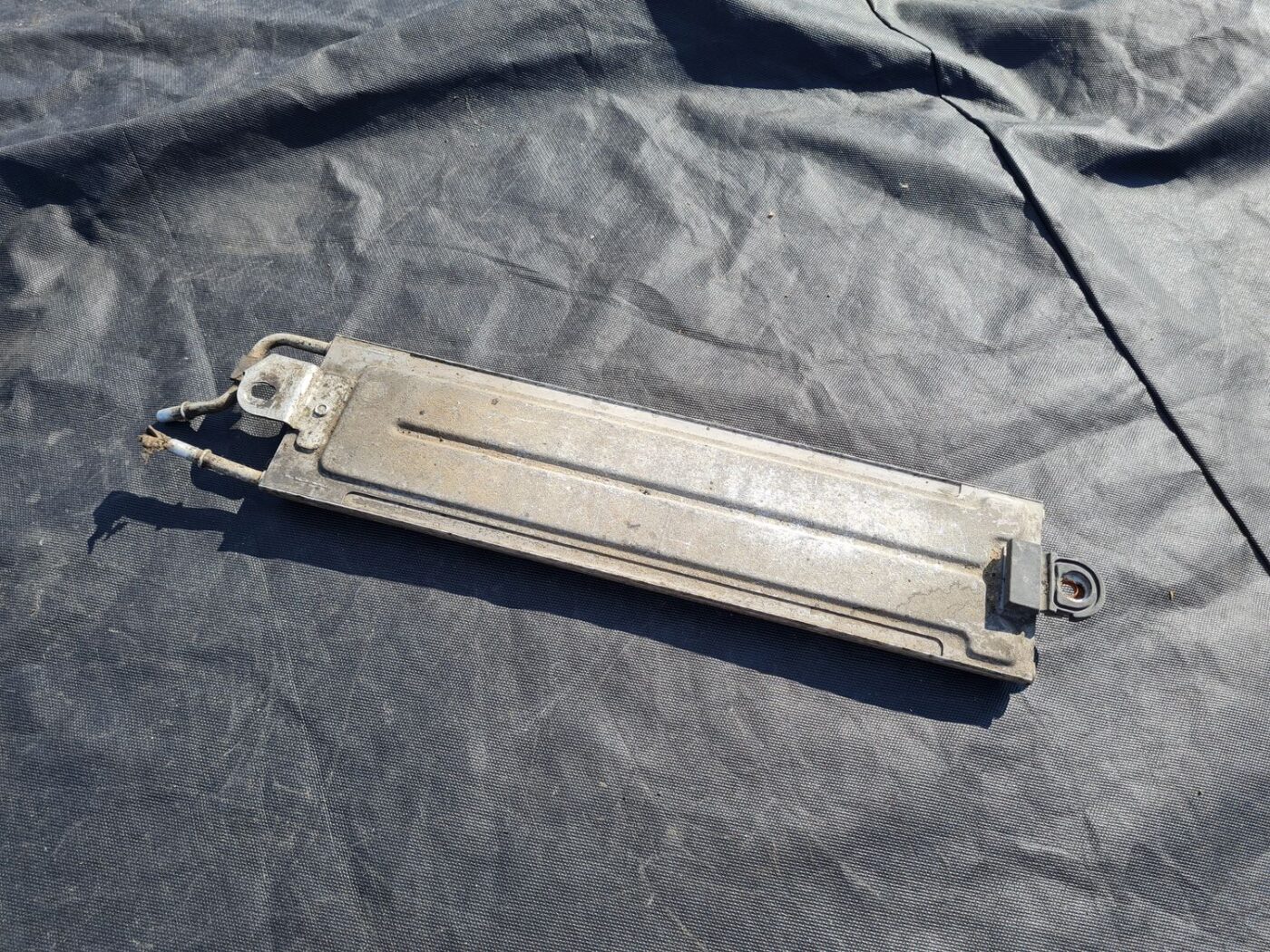 Degvielas dzēsēšanas radiators priekš VW PASSAT B6 2006 ANGL. UNIVERSAL 2 Degvielas dzēsēšanas radiators priekš VW PASSAT B6 2006 ANGL. UNIVERSAL