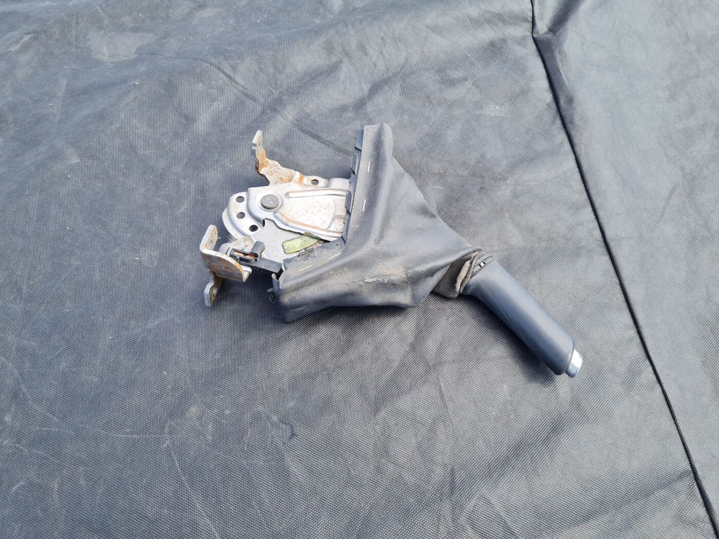 Stāvbremzes svira priekš OPEL ASTRA H 2005 GREEN 1 Stāvbremzes svira priekš OPEL ASTRA H 2005 GREEN