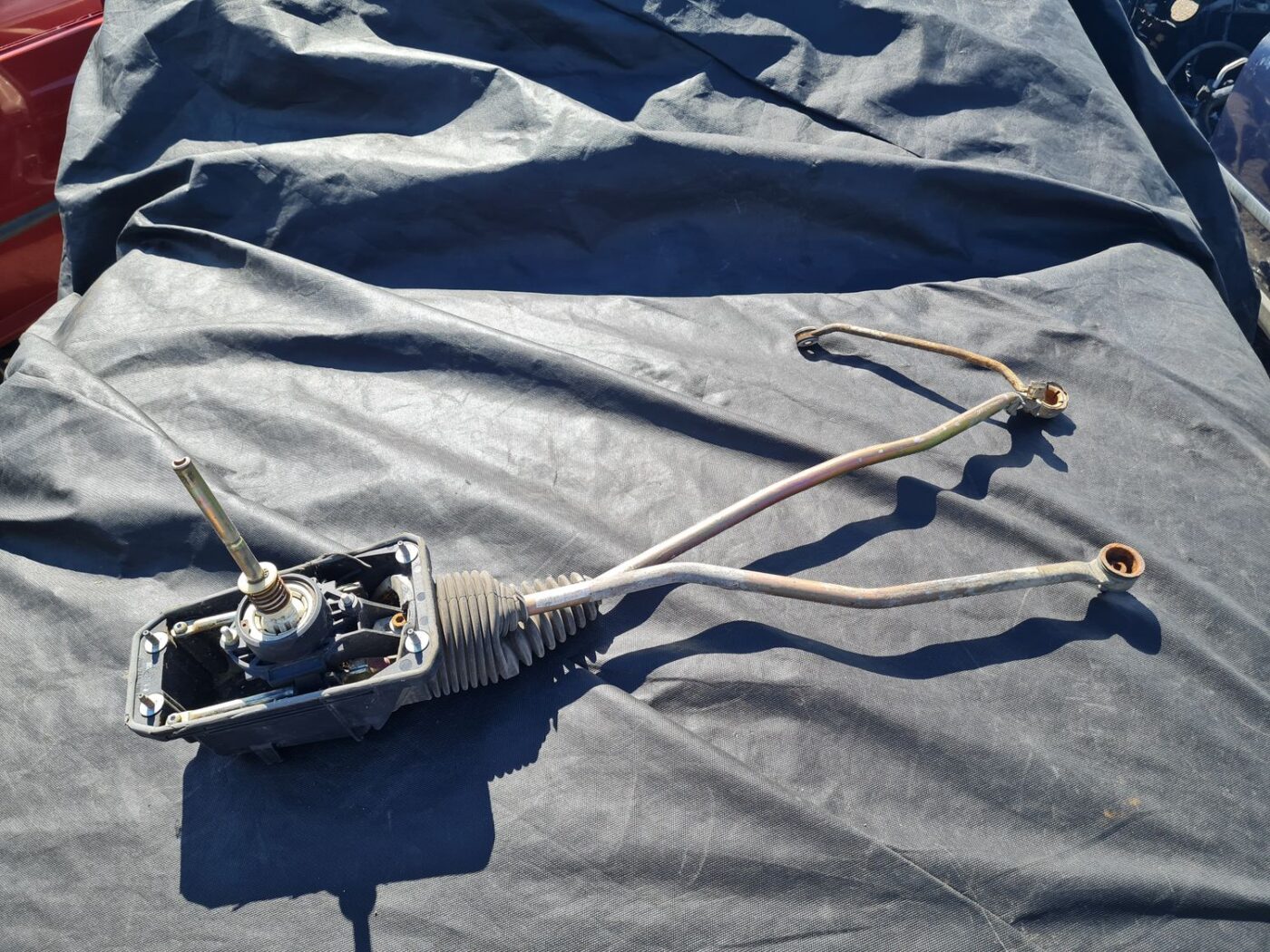 Ātrumu pārslēgšanas slēdzis priekš VW PASSAT 2000 BLUE 1 Ātrumu pārslēgšanas slēdzis priekš VW PASSAT 2000 BLUE