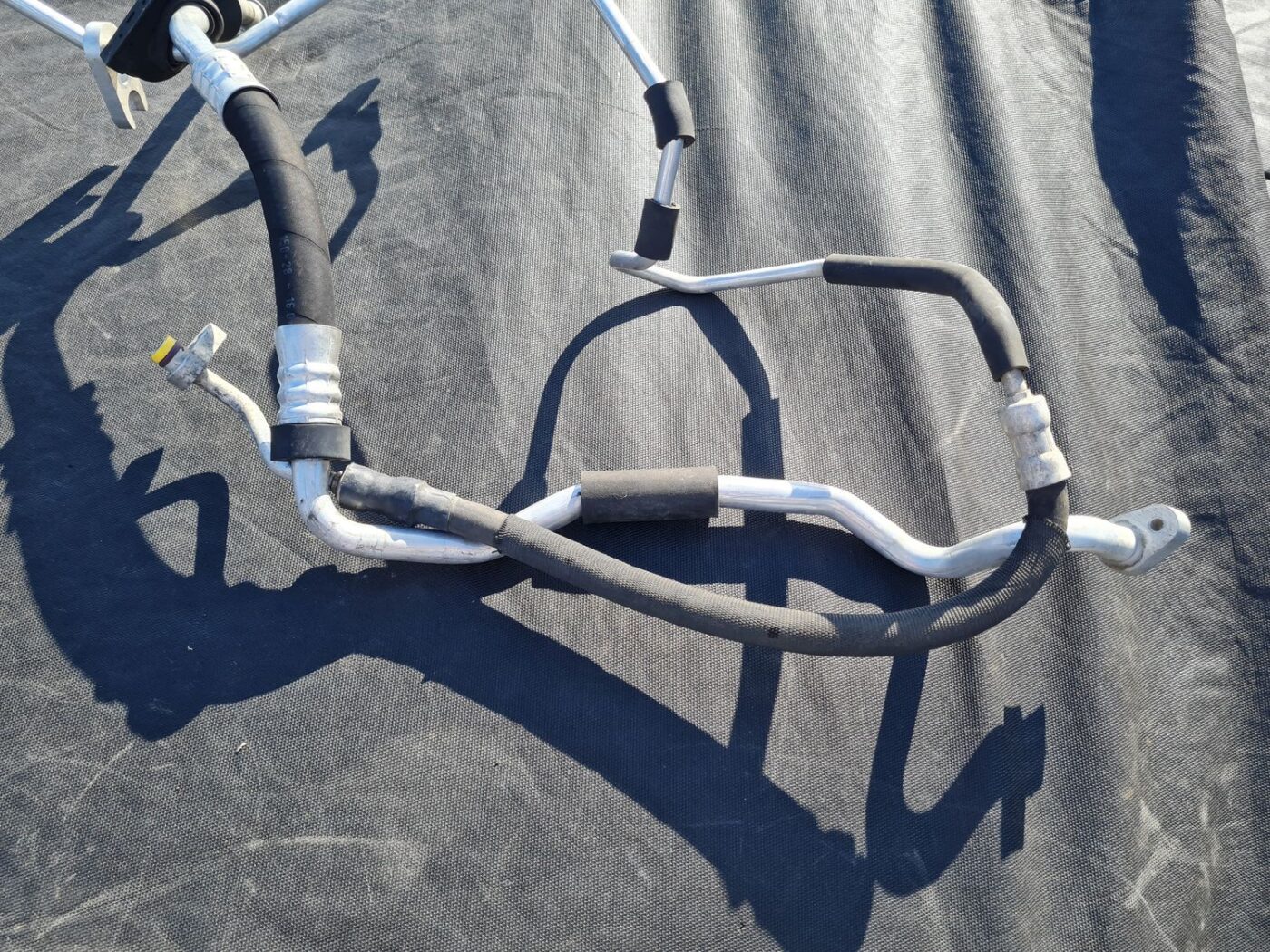 Gaisa kondicioniera galvenā caurule priekš AUDI A4 AVANT 2005