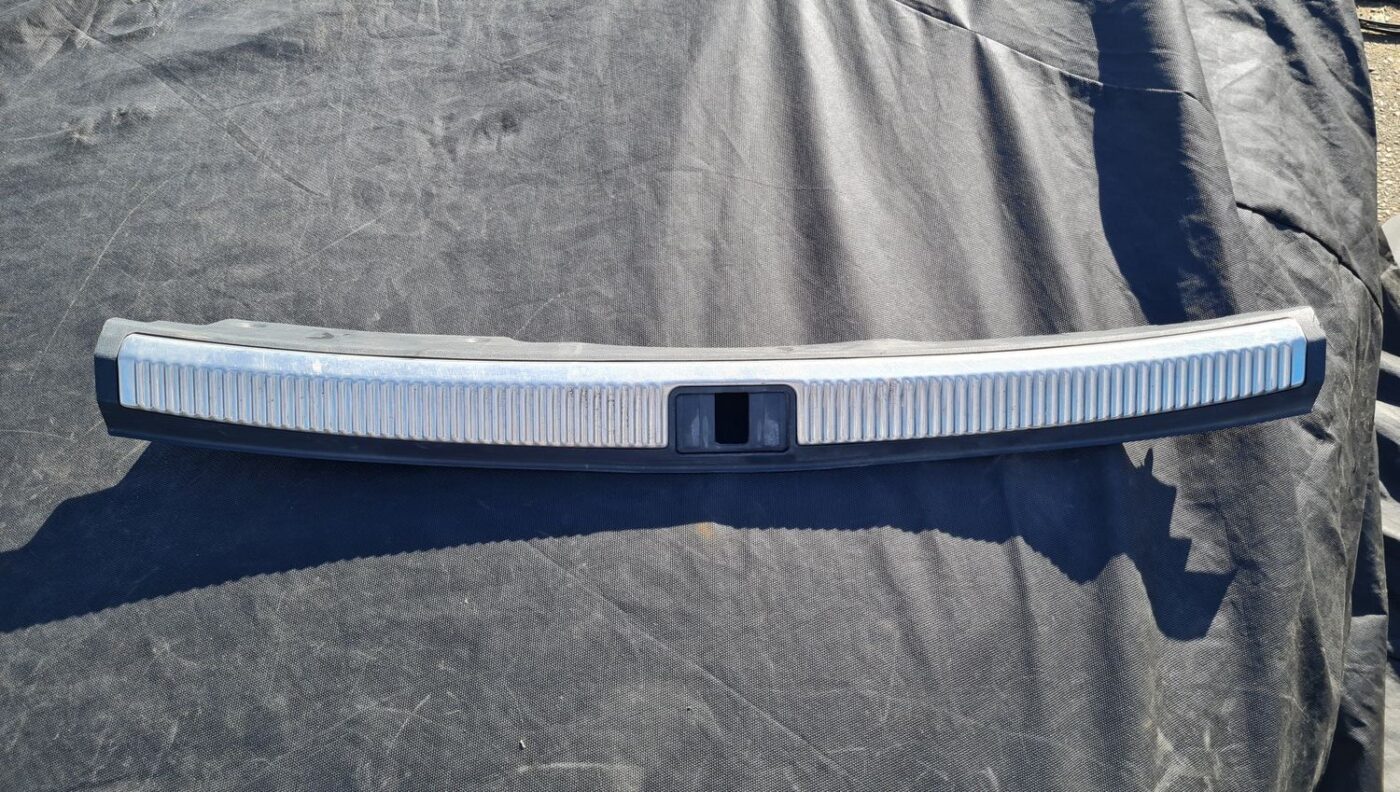 Bagažnieka nodalījuma sliekšņa uzlika priekš AUDI A4 AVANT 2005