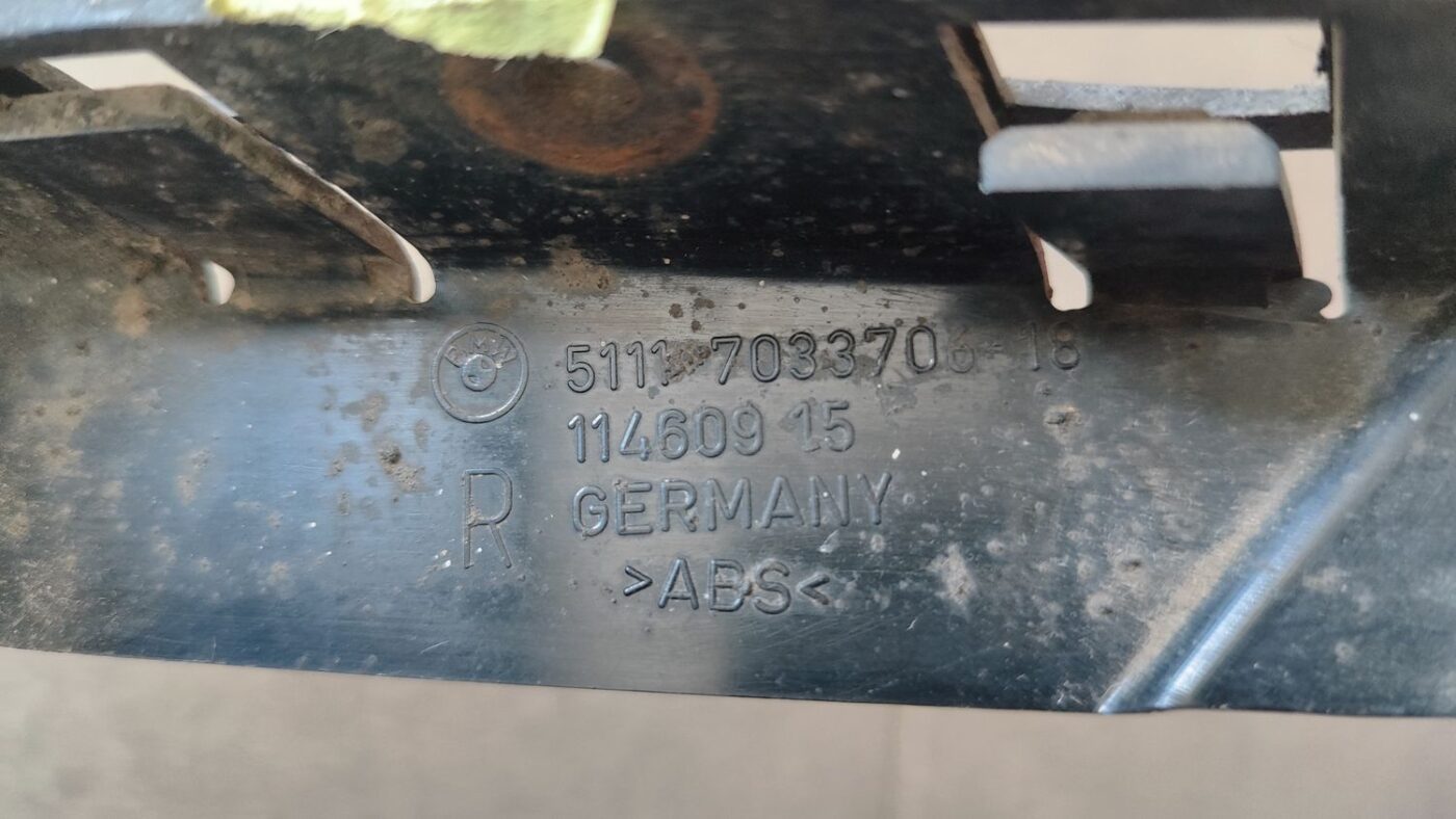 Priekšēja bufera kronšteins priekš BMW 520D E60 2006 ENG. 3 Priekšēja bufera kronšteins priekš BMW 520D E60 2006 ENG.