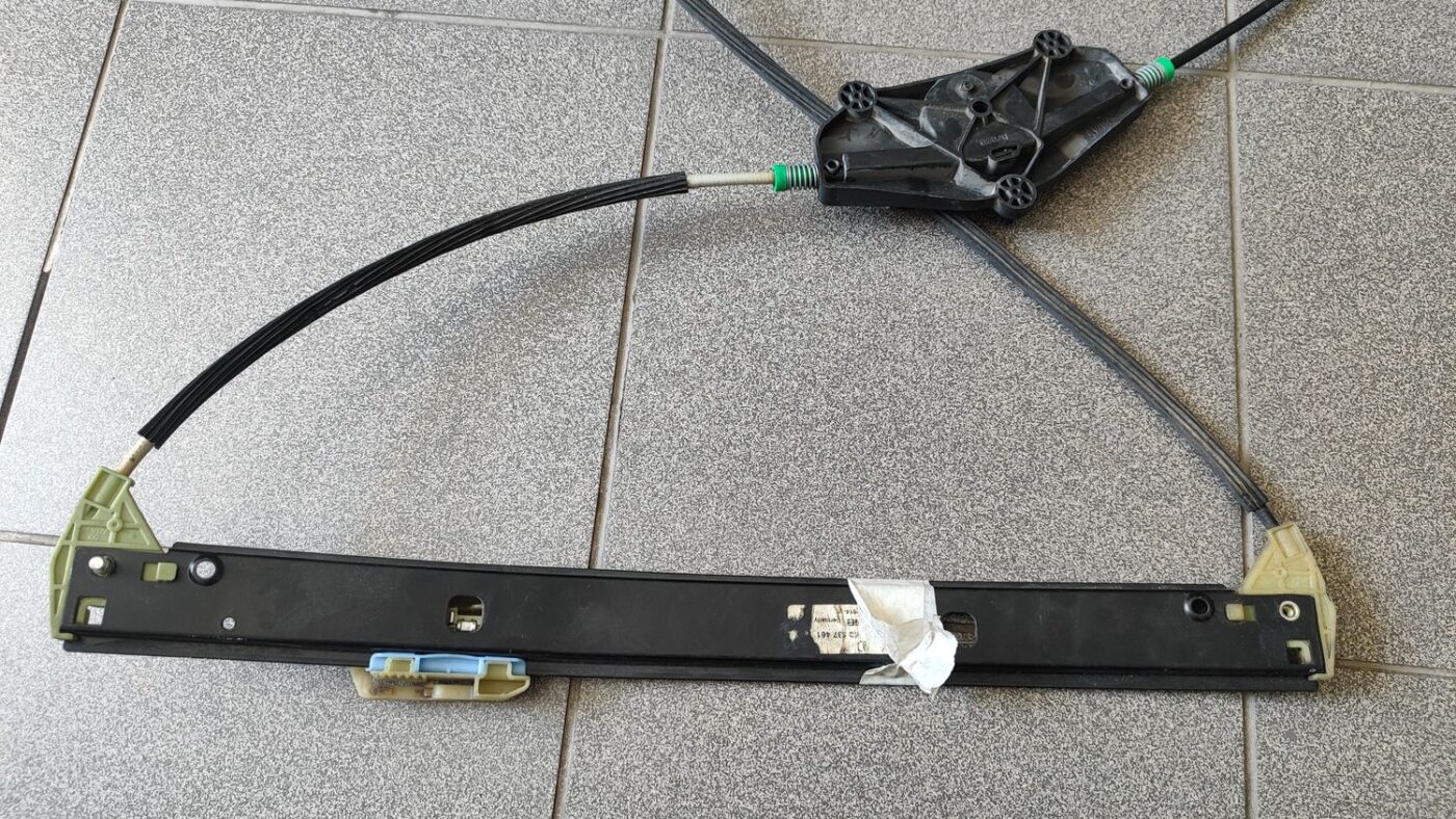 Stikla pacelšanas mehānisms priekšējais kreisais priekš AUDI A4 2007 2 Stikla pacelšanas mehānisms priekšējais kreisais priekš AUDI A4 2007