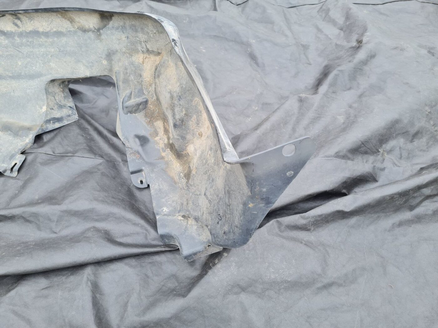 Priekšējais kreisais paspārns priekš VOLVO S80 2007 GREY 2 Priekšējais kreisais paspārns priekš VOLVO S80 2007 GREY