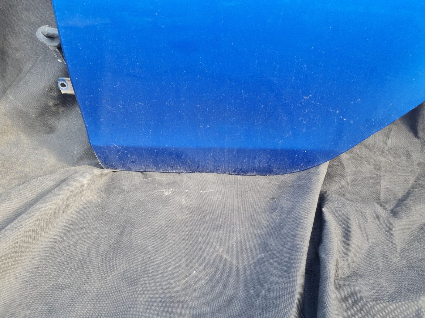 Aizmugurējās kreisās durvis priekš MITSUBISHI LANCER 2009 2 Aizmugurējās kreisās durvis priekš MITSUBISHI LANCER 2009