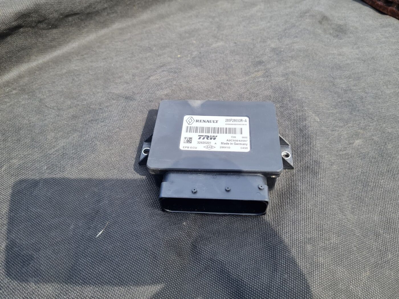 Stāvbremzes vadības bloks priekš RENAULT MEGANE 2011 1 Stāvbremzes vadības bloks priekš RENAULT MEGANE 2011