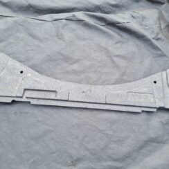 Bagāžnieka nodalījuma putuplasts priekš MERCEDES BENZ CLS 320 2005