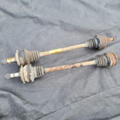 Pusass aizmugurē priekš MERCEDES BENZ CLS 320 2005