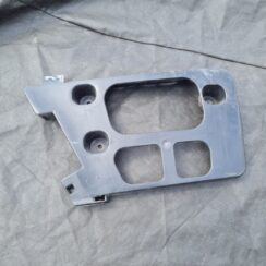 Aizmugurēja bufera kronšteins priekš PEUGEOT 407 2004