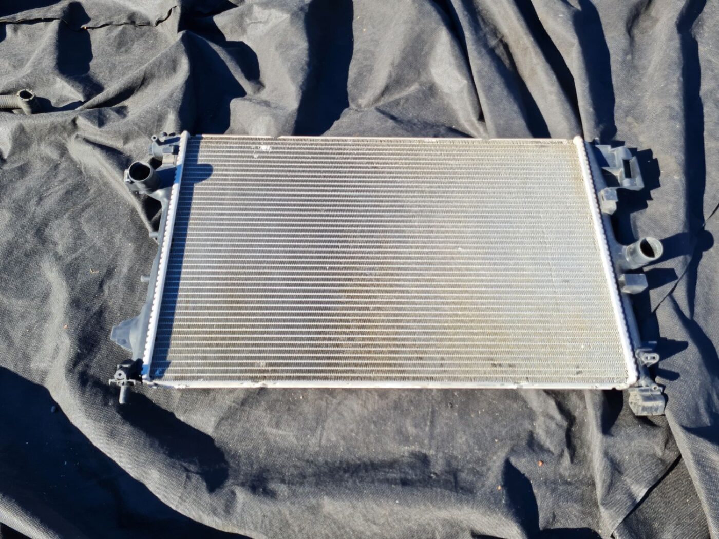 Dzesēšanas radiators priekš OPEL VECTRA C 2008