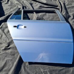 Aizmugurējās labās durvis priekš OPEL VECTRA C 2008