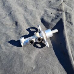 Bremžu pastiprinātāja galvenais cilindrs priekš OPEL VECTRA C 2008