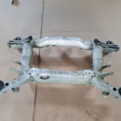 Aizmugurējais tilts/Aizmugurējais šķērsnis priekš BMW 525 E60 2006 BLACK