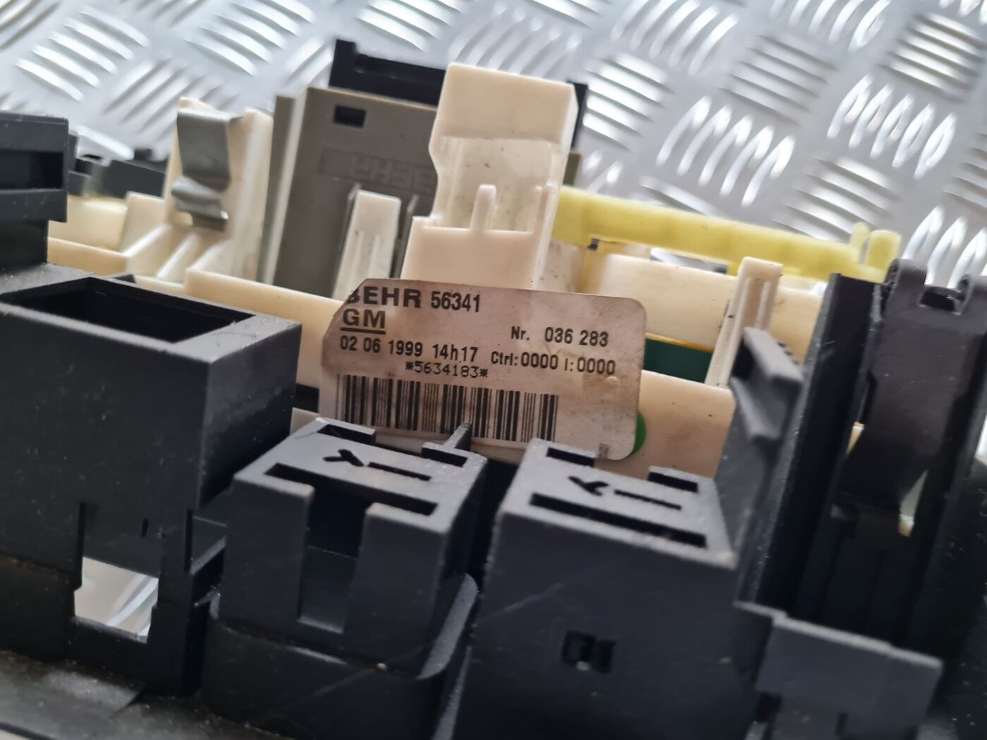 Klimata kontroles bloks priekš OPEL ZAFIRA 1999 4 Klimata kontroles bloks priekš OPEL ZAFIRA 1999