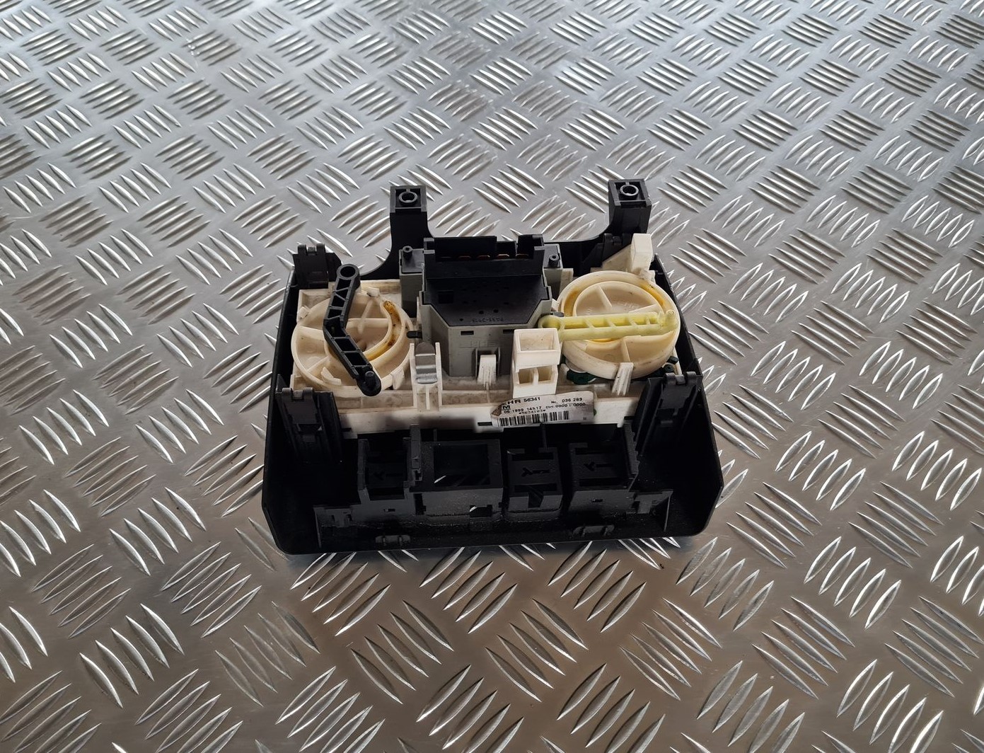 Klimata kontroles bloks priekš OPEL ZAFIRA 1999 3 Klimata kontroles bloks priekš OPEL ZAFIRA 1999