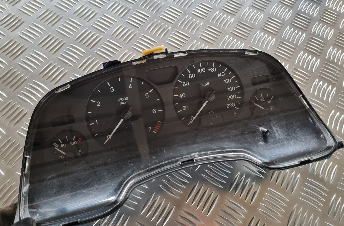 Spidometrs priekš OPEL ZAFIRA 1999