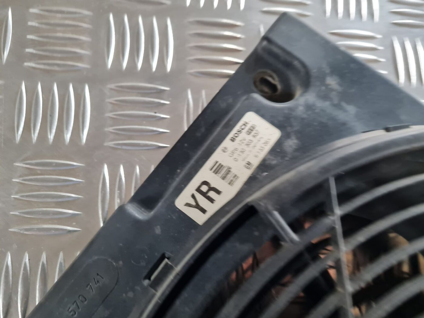 Dzesēšanas radiatora ventilators priekš OPEL ZAFIRA 1999