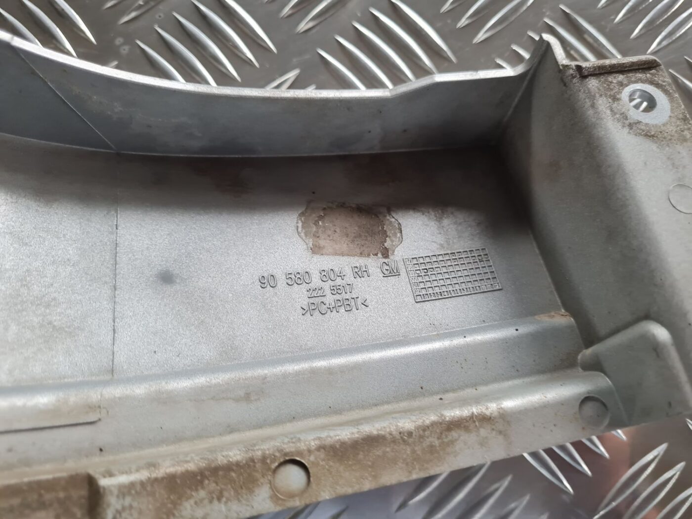 Aizmugurēja bufera uzlika priekš OPEL ZAFIRA 1999 3 Aizmugurēja bufera uzlika priekš OPEL ZAFIRA 1999