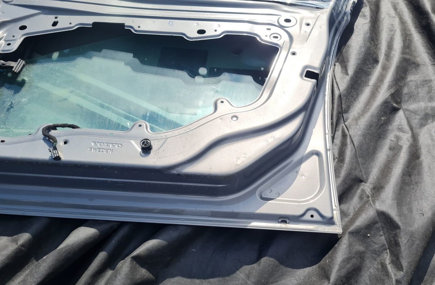 Priekšējās labās durvis priekš VOLVO S40 2007