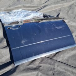 Priekšējās labās durvis priekš ŠKODA FABIA 2008