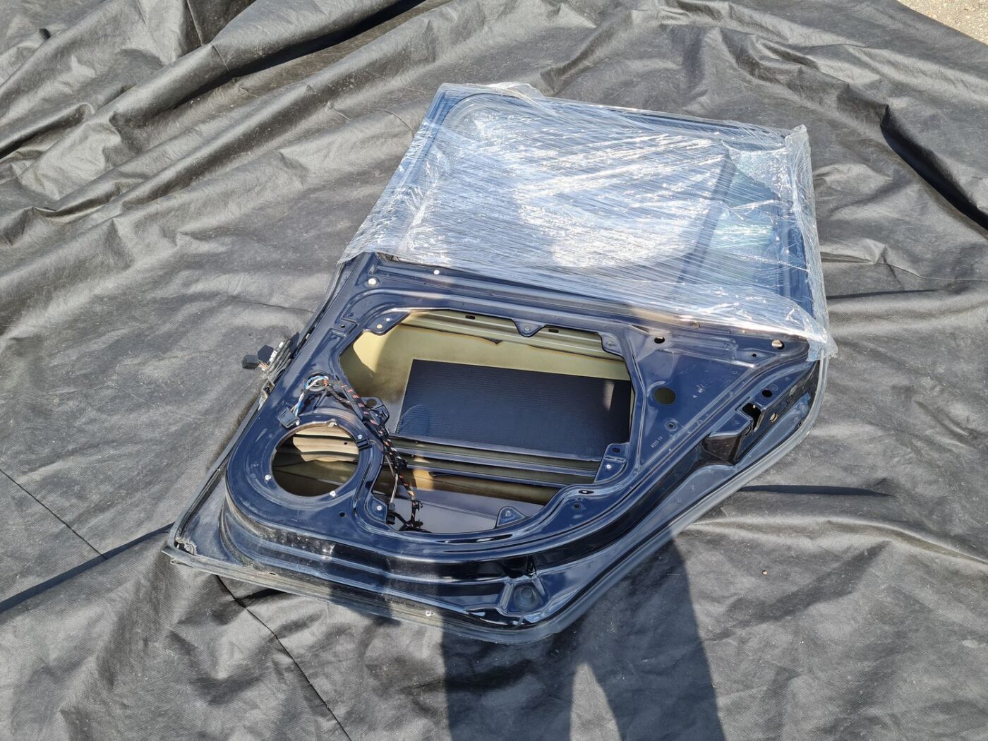 Aizmugurējās labās durvis priekš SKODA OCTAVIA 2012 4 Aizmugurējās labās durvis priekš SKODA OCTAVIA 2012