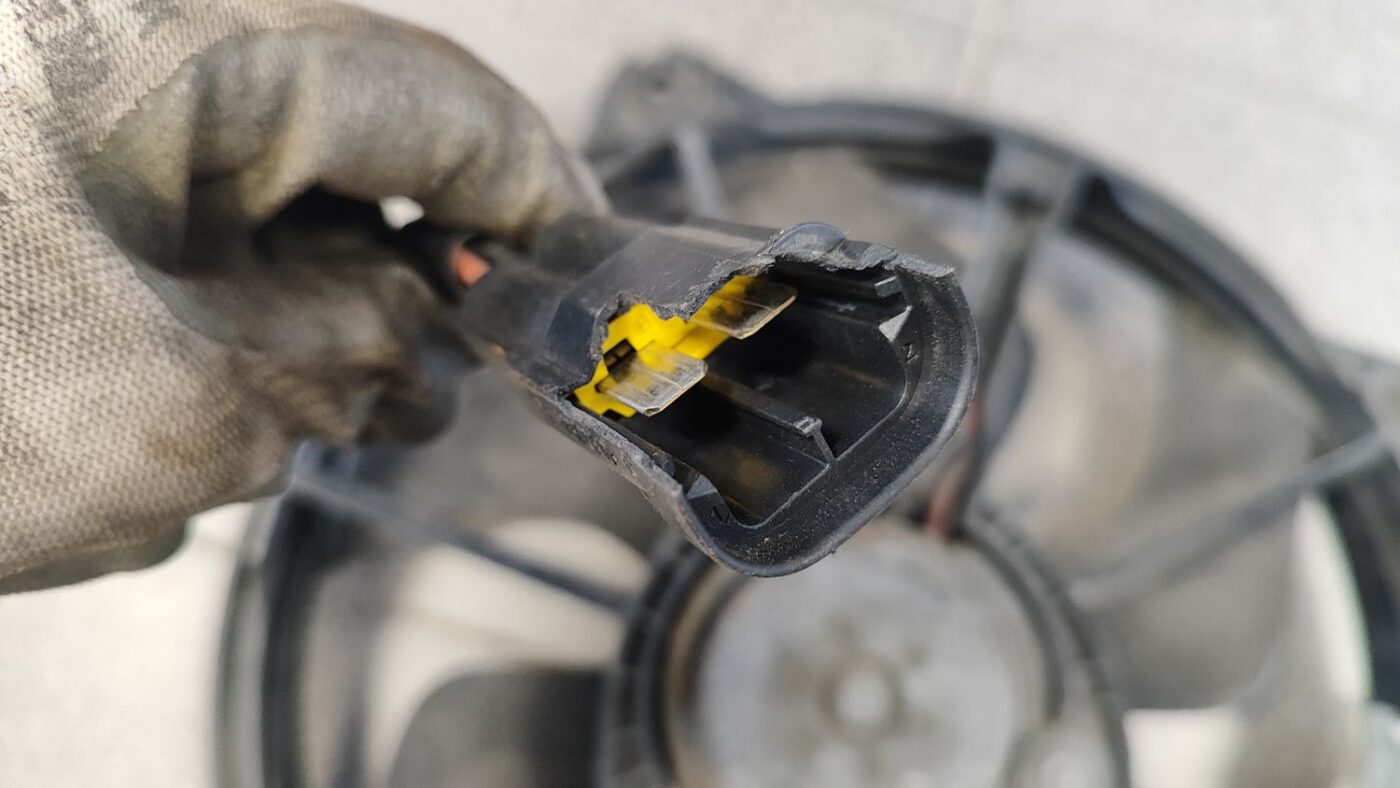 Dzesēšanas radiatora ventilators priekš CITROEN PICASSO 2007