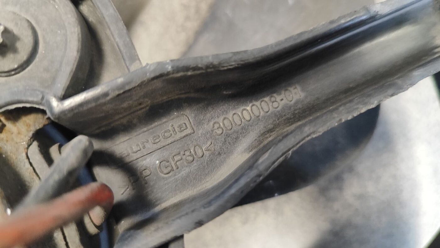 Dzesēšanas radiatora ventilators priekš CITROEN PICASSO 2007