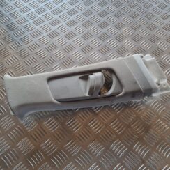 Vidējas salona statnes apdare priekš TOYOTA AVENSIS 2007