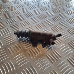 Sajūga palīgcilindrs priekš TOYOTA AVENSIS 2007