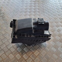 Gaisa filtra korpuss priekš TOYOTA AVENSIS 2007