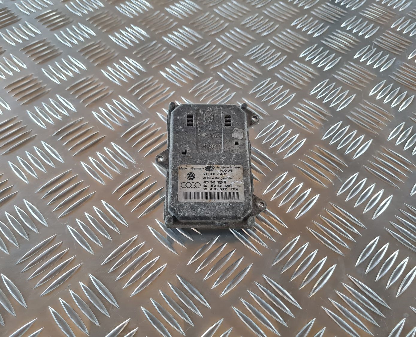 Ksenona vadības bloks priekš AUDI A6 AVANT 2006 S-LINE