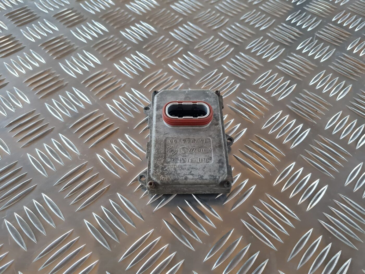 Ksenona vadības bloks priekš AUDI A6 AVANT 2006 S-LINE