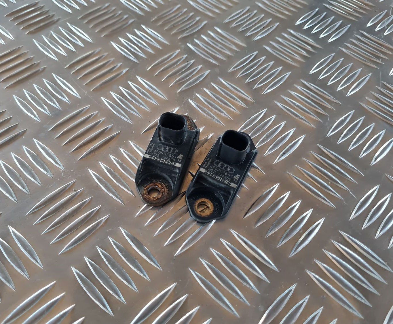 ESP ātruma devējs priekš AUDI A6 AVANT 2006 S-LINE 1 ESP ātruma devējs priekš AUDI A6 AVANT 2006 S-LINE