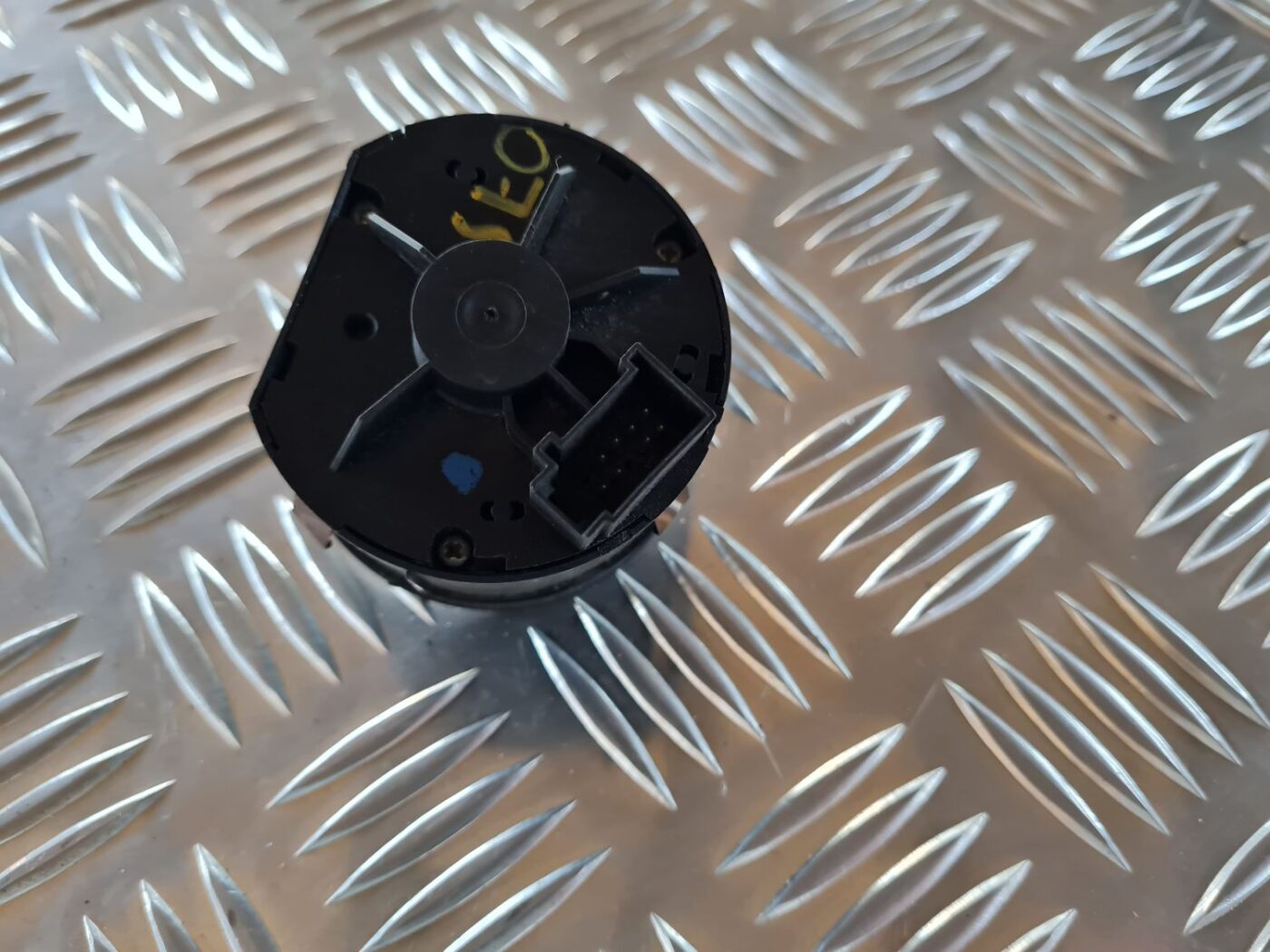 Gaismas slēdzis priekš AUDI A6 AVANT 2006 S-LINE 4 Gaismas slēdzis priekš AUDI A6 AVANT 2006 S-LINE