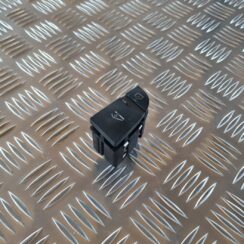 Mantu glabāšanas nodalījuma poga priekš AUDI A6 AVANT 2006 S-LINE