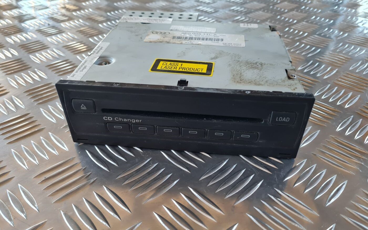 CD/DVD/Navigācijas bloks priekš AUDI A6 AVANT 2006 S-LINE 2 CD/DVD/Navigācijas bloks priekš AUDI A6 AVANT 2006 S-LINE