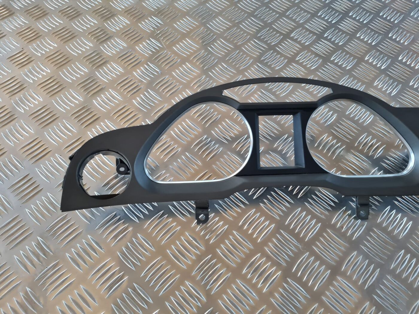 Spidometra apdare priekš AUDI A6 AVANT 2006 S-LINE 2 Spidometra apdare priekš AUDI A6 AVANT 2006 S-LINE