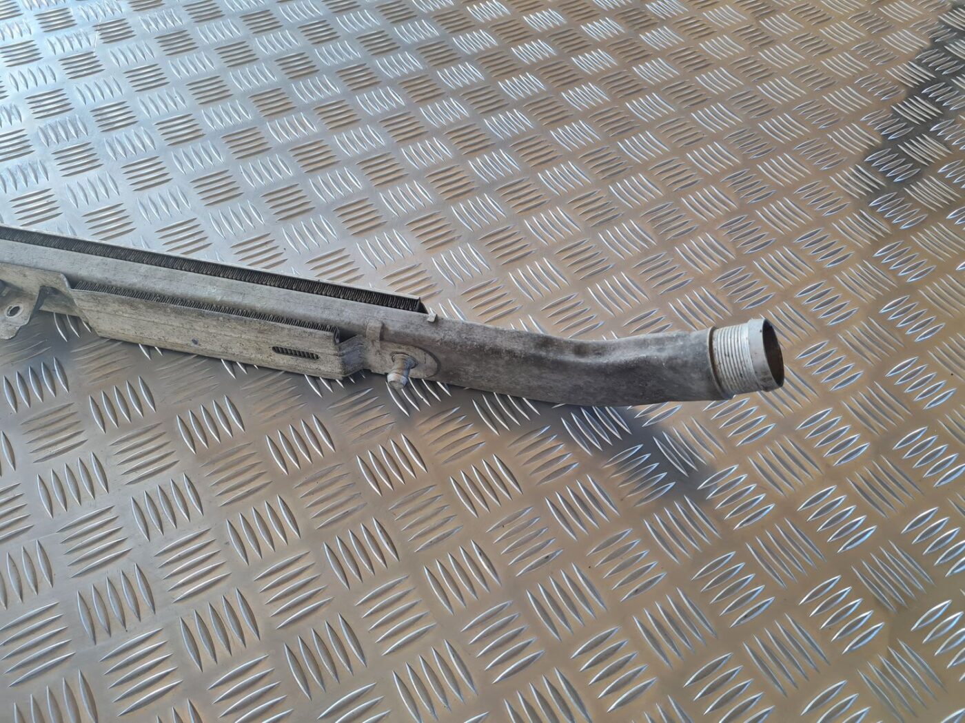 Interkulera caurule priekš AUDI A6 AVANT 2006 S-LINE 5 Interkulera caurule priekš AUDI A6 AVANT 2006 S-LINE