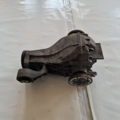 Aizmugurējais reduktors priekš AUDI A6 AVANT 2006 S-LINE