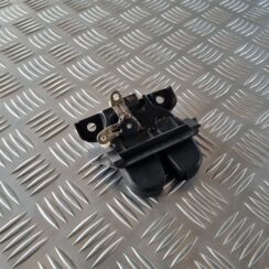 Bagāžnieka vāka slēdzene priekš AUDI A4 2000 AVANT