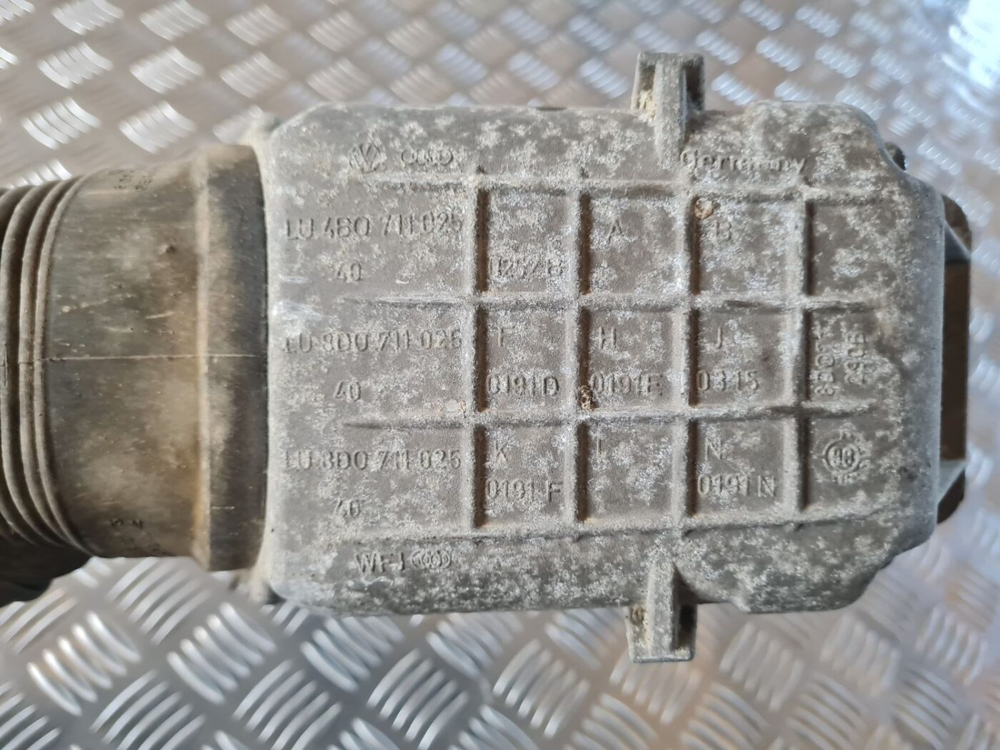 Ātrumu pārslēgšanas slēdzis priekš AUDI A4 2000 AVANT 3 Ātrumu pārslēgšanas slēdzis priekš AUDI A4 2000 AVANT